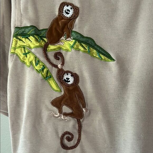 Lisa International T-Shirt with Monkey Embroidery - Picture 4 of 5
